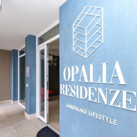Opalia Residence - Garda Lake Lifestyle Apartment Peschiera del Garda Exterior foto